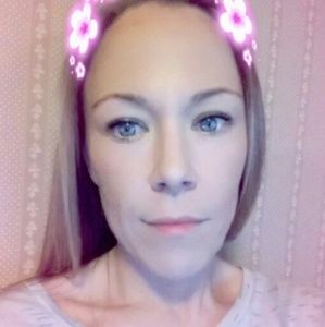 Meet your Posher, Kari