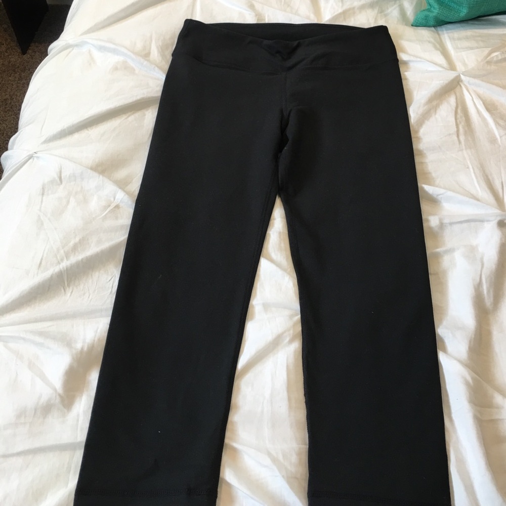 Fabletic crop athletic leggings
