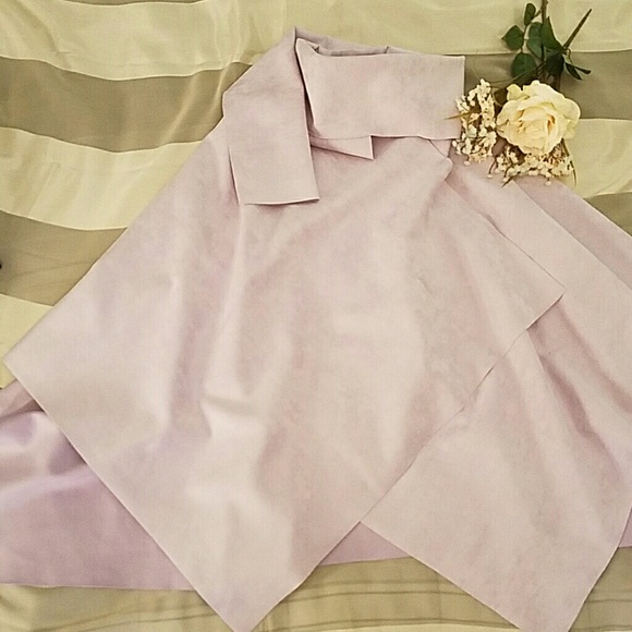 Chic Cape - Picture 4 of 7