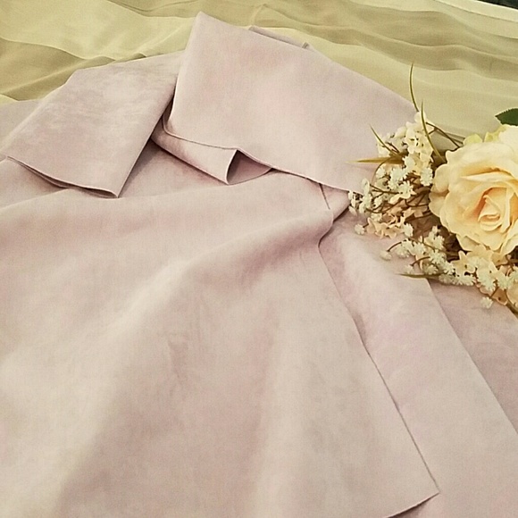 Chic Cape - Picture 5 of 7