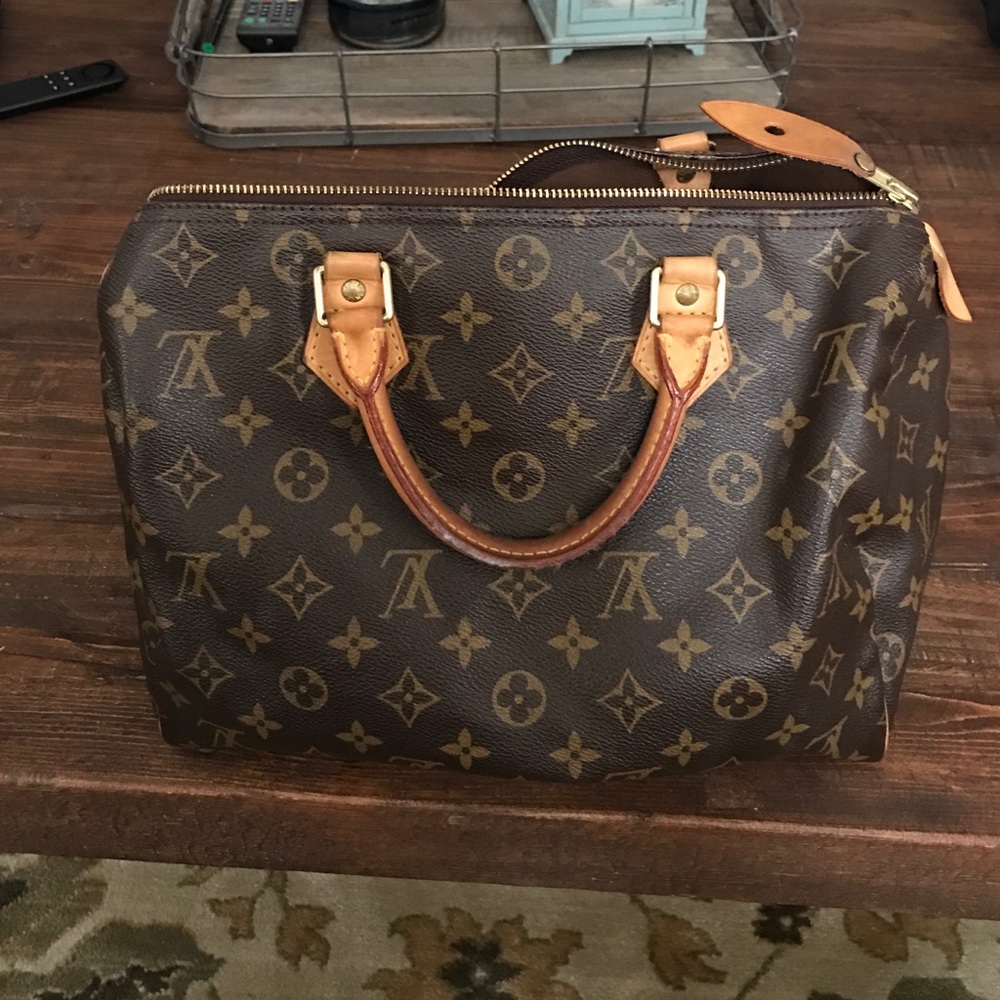 Louis Vuitton Speedy 30 Handbag