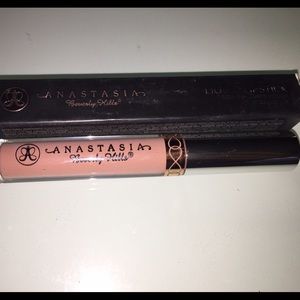 Anastasia Liquid Lipstick in Pure Hollywood