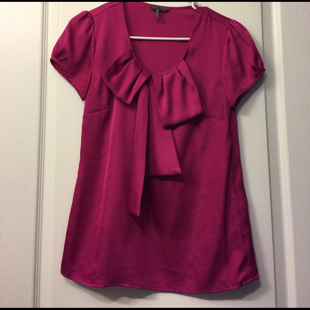 Kristin Davis blouse