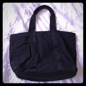 💞FINAL PRICE DROP💞Tory Burch Penn Nylon bag