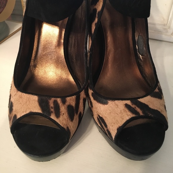 Pelle Moda Calf Hair Velvet Peep Toes 9 - Picture 4 of 4
