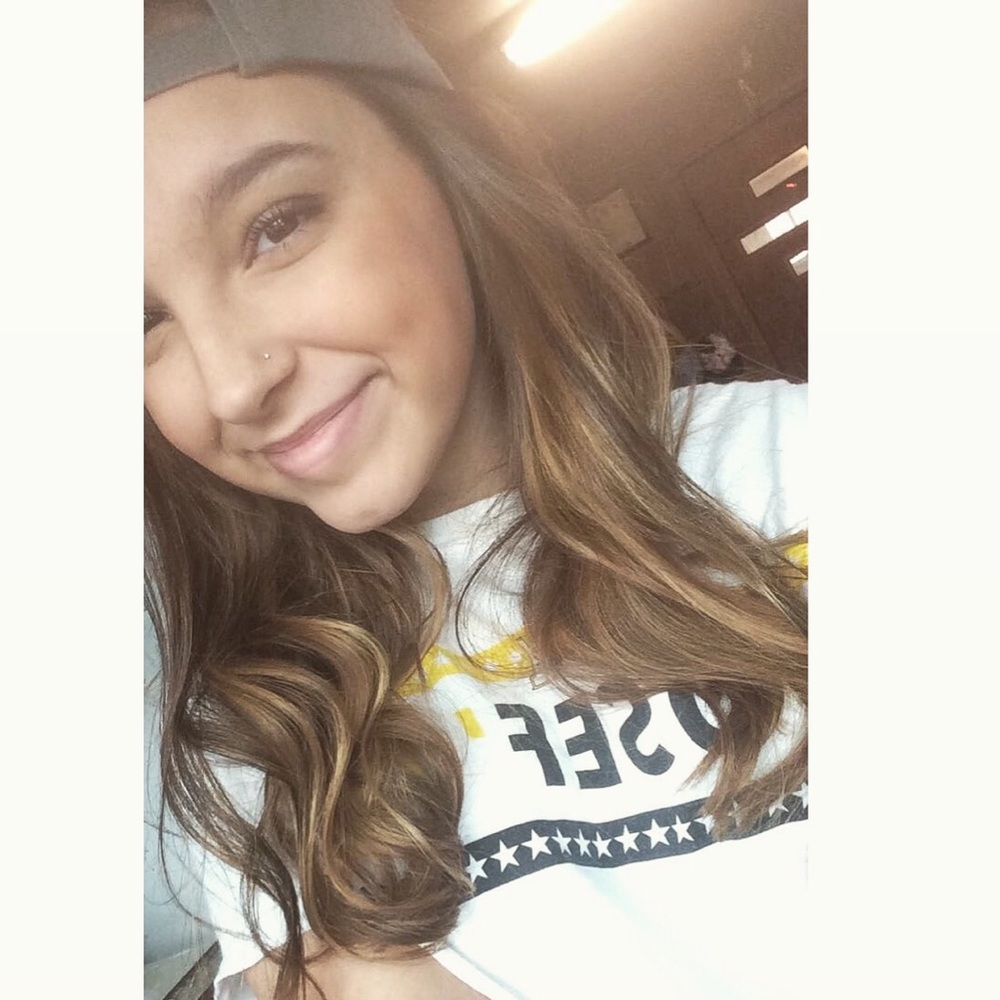 Meet your Posher, Samantha