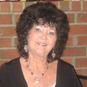 Meet your Posher, Valeria