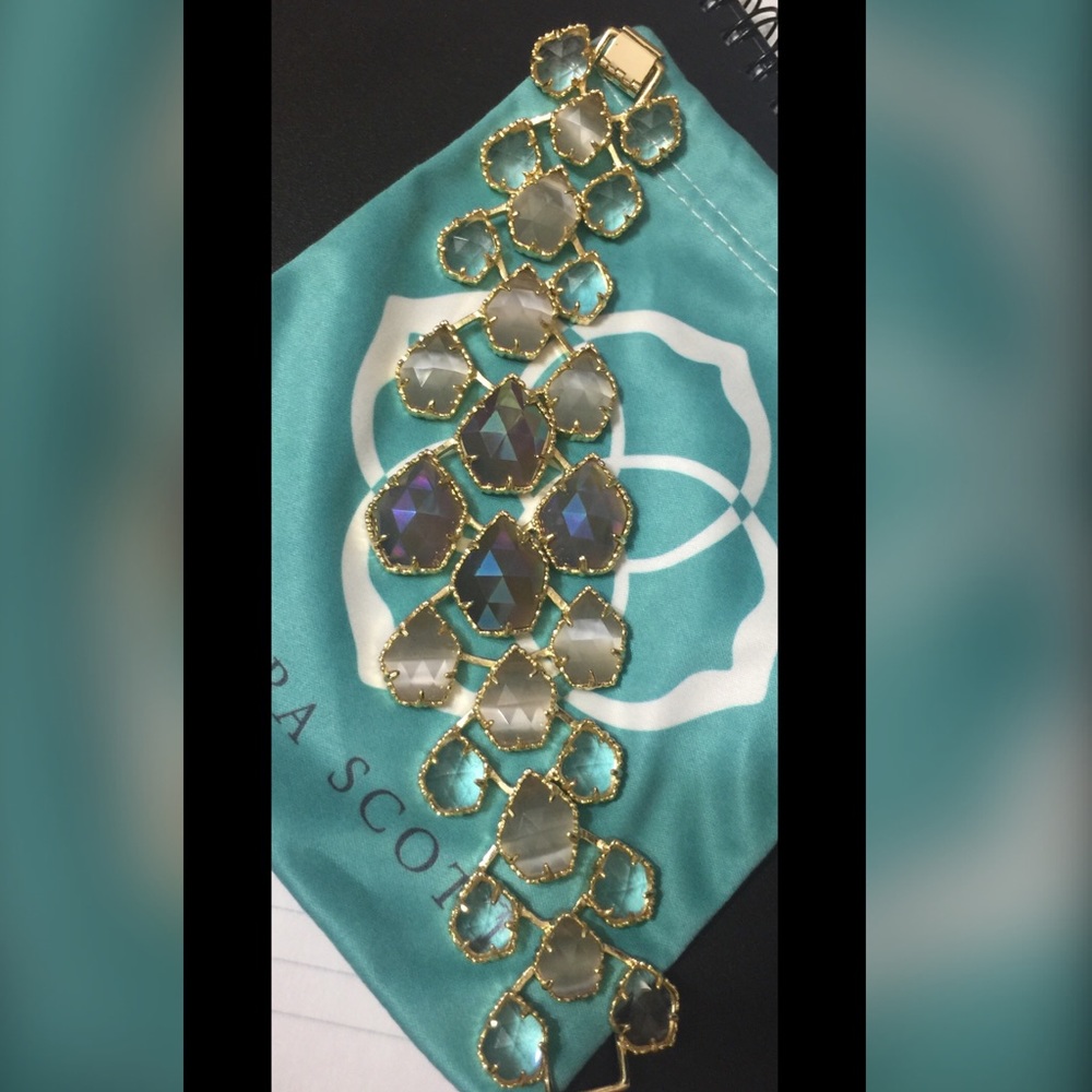 Iridescent agate Vera