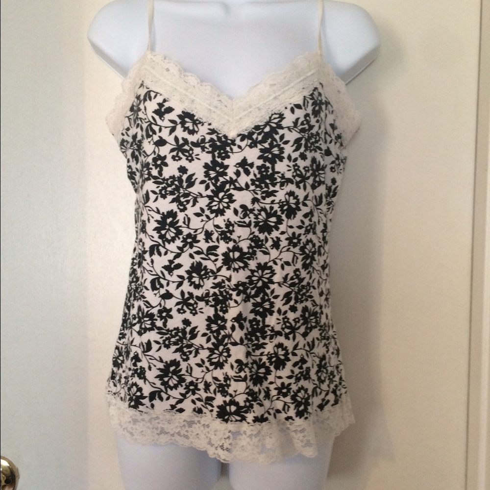 Cute black and off white tank