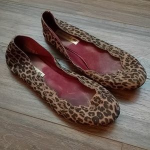 Leopard-print flats