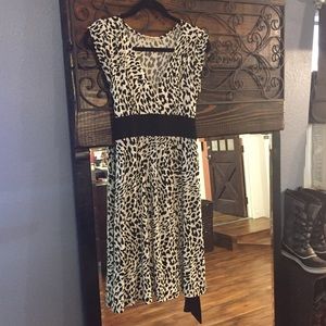 Forever21 Animal Print dress 🐼