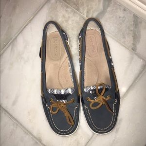 Sperry Top-Sider navy shoe