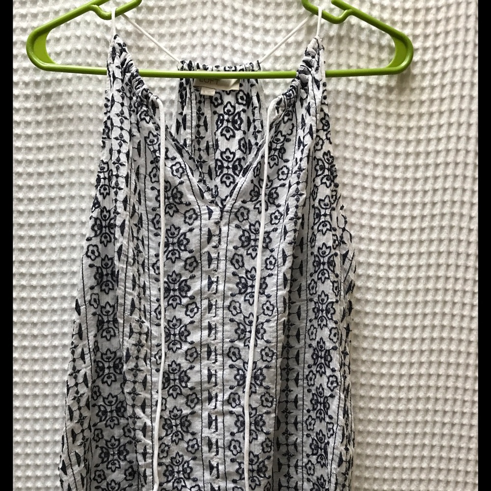 White loft tank