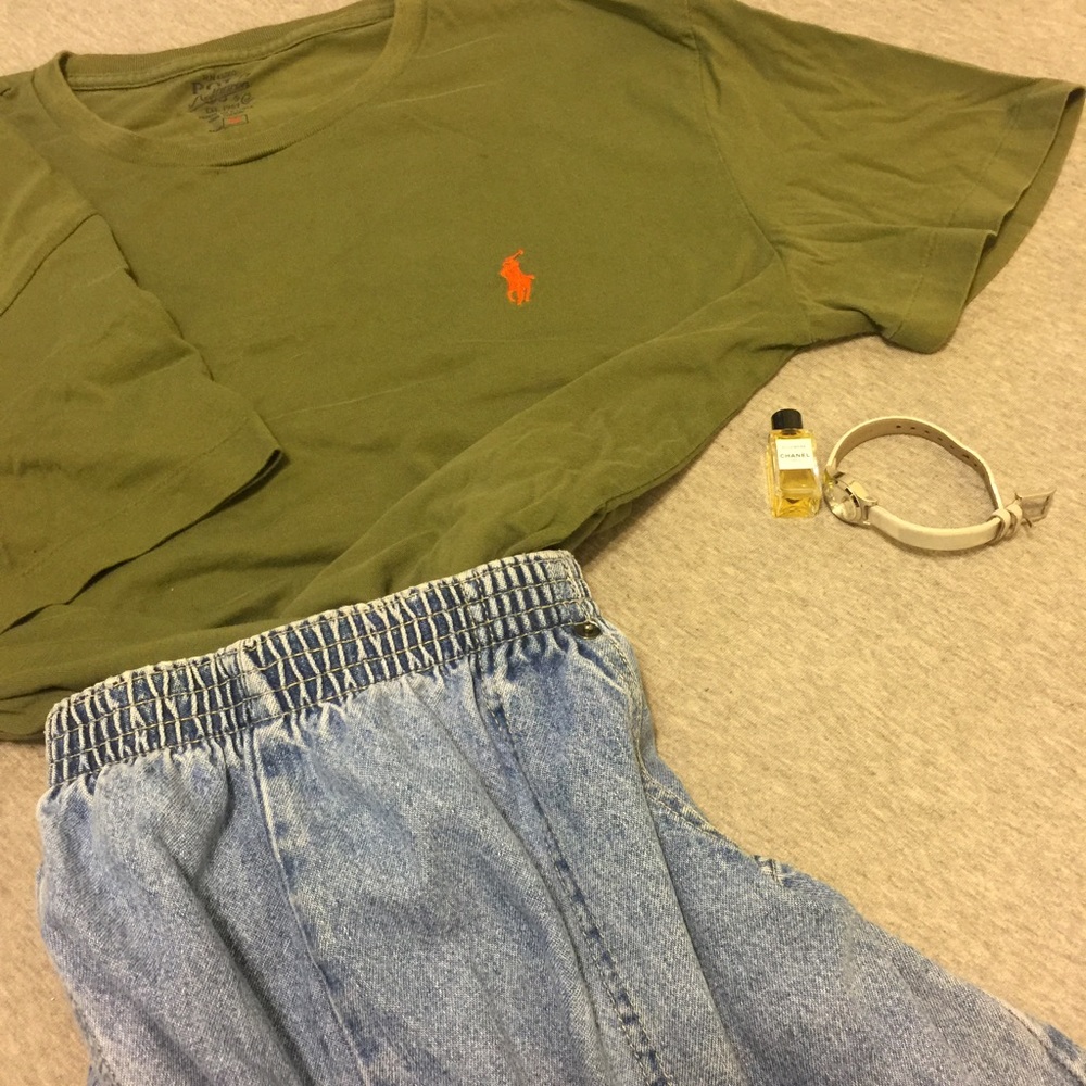 🍄Sold🍄Polo Moss green T with orange logo