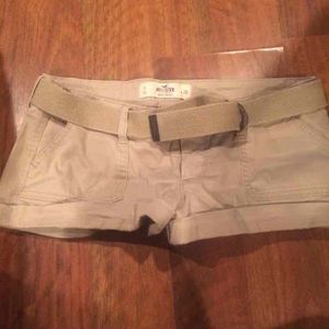 Hollister khaki shorts size 7