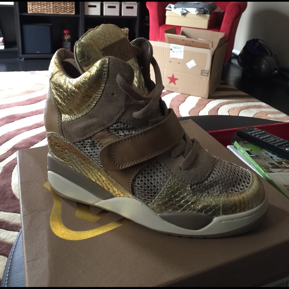 Ash Funky Sneaker in Antic Gold