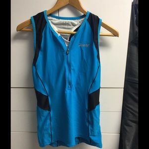 Woman's triathlon top