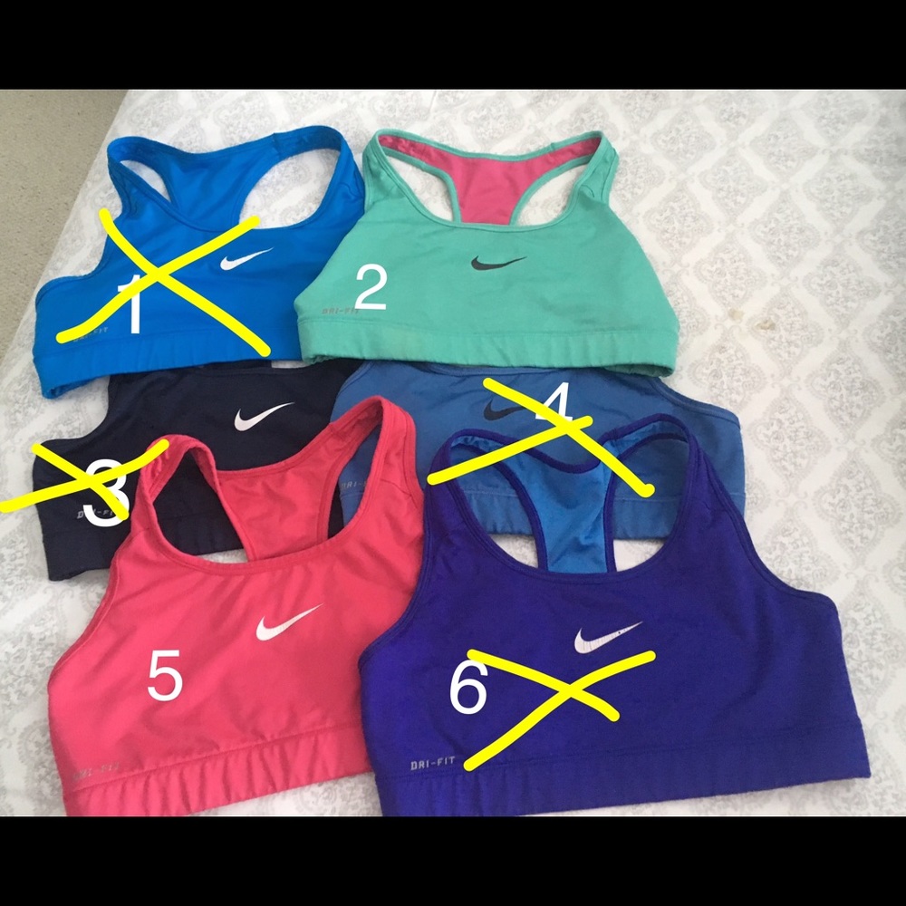 Nike sports bras variety of colors