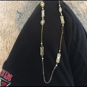 LC Lauren Conrad gold necklace with faux pearls