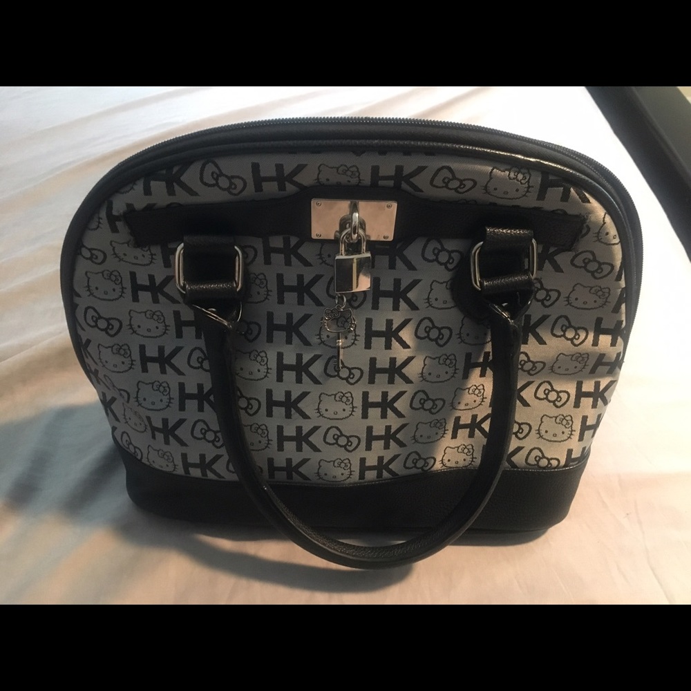 Hello Kitty Black Purse NWOT
