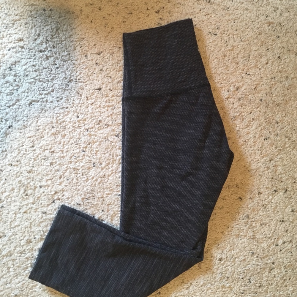 Lululemon Wunder Under Crop Hi-Rise size 4