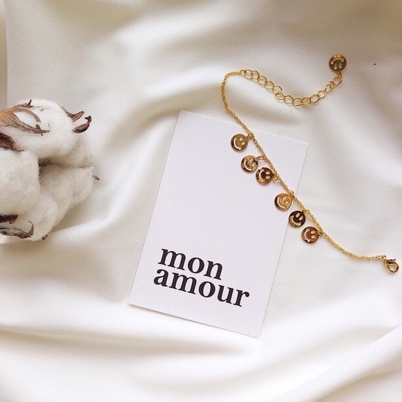 Smily face bracelet - Picture 2 of 3