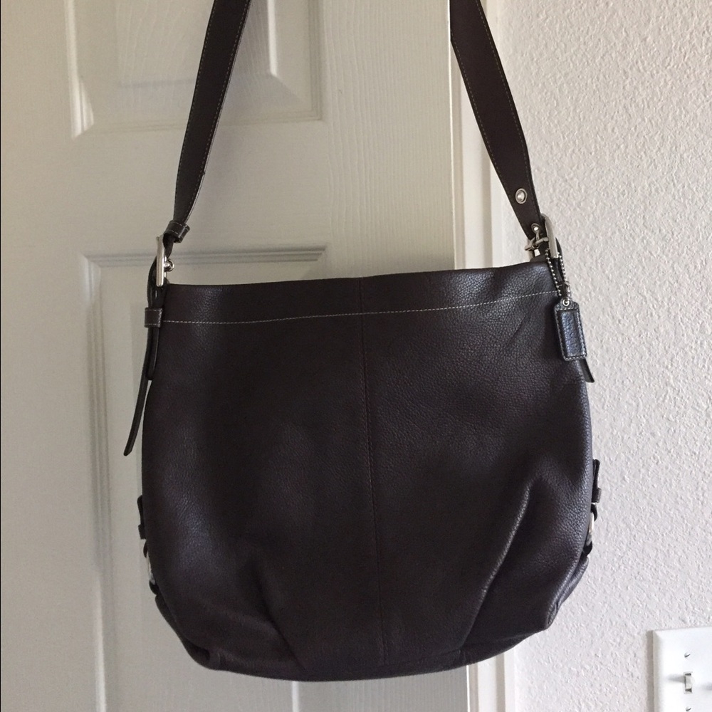 2 coach bags Coach hobo brown and Cross body black