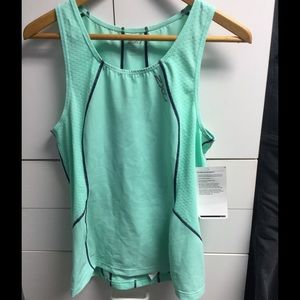 Triathlon singlet and shorts