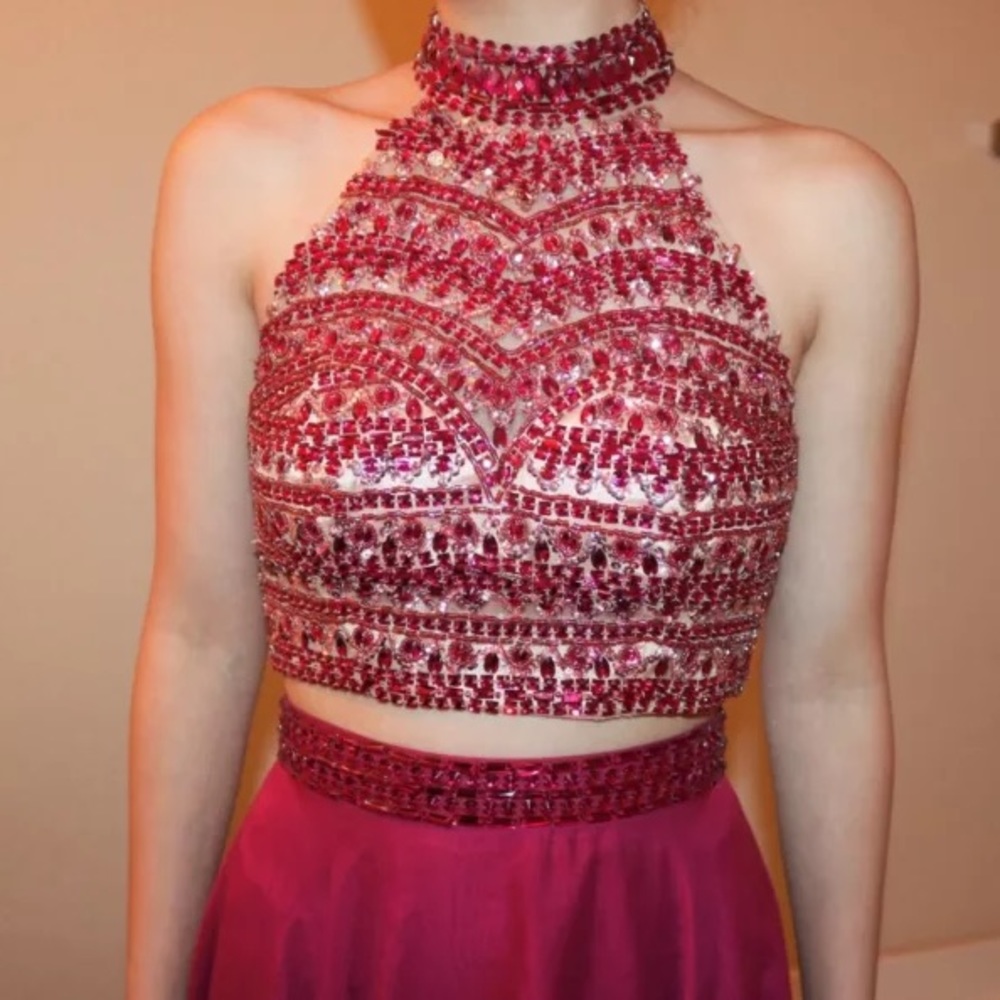 Sherri Hill Prom Dress - Picture 4 of 5