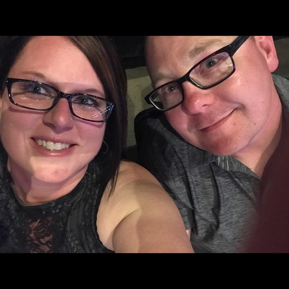 Meet your Posher, Elizabeth n chad