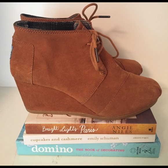 TOMS Shoes - TOMS desert wedge in chestnut