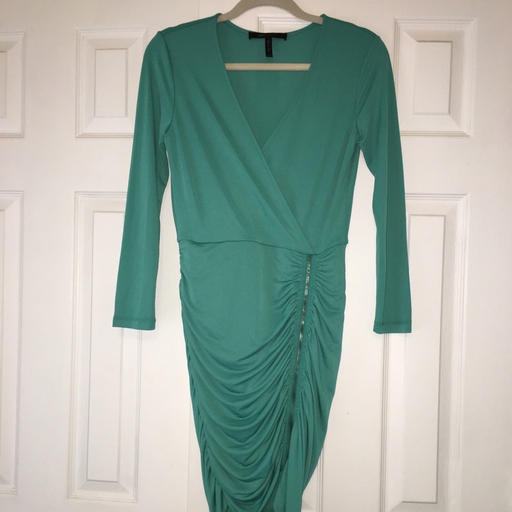 BCBGMaxazria beautiful dress