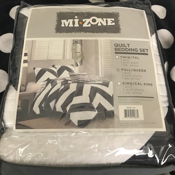 SOLD - Picture 4 of 4