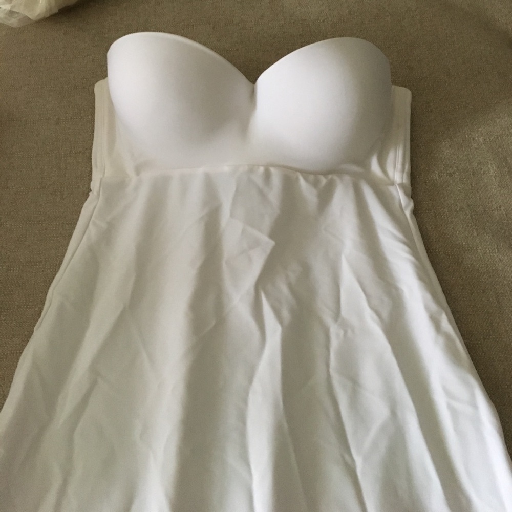 White strapless bra slip