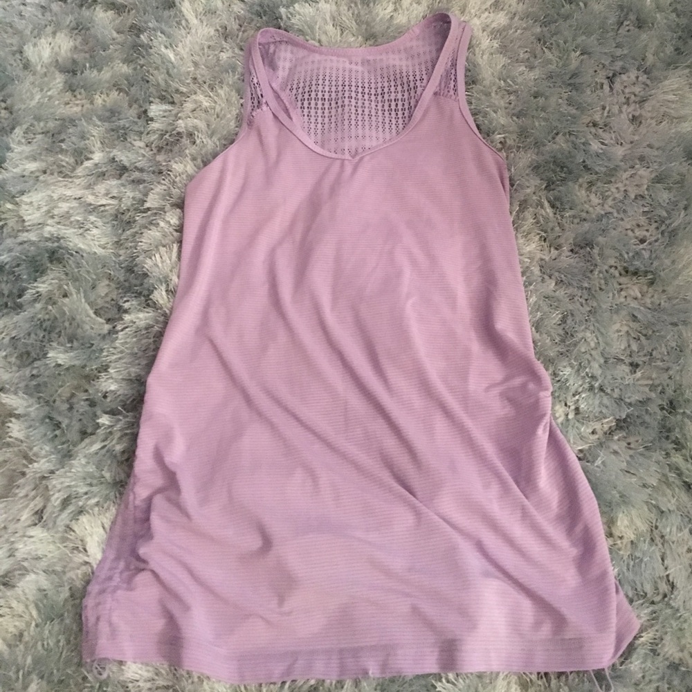Lululemon tank