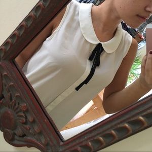 Collared bowtie White sheer tank top!!