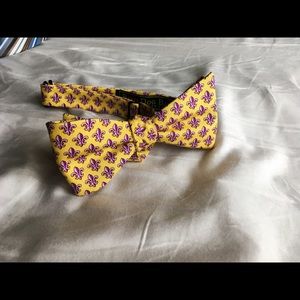 Bird Dog Bay Bow Tie