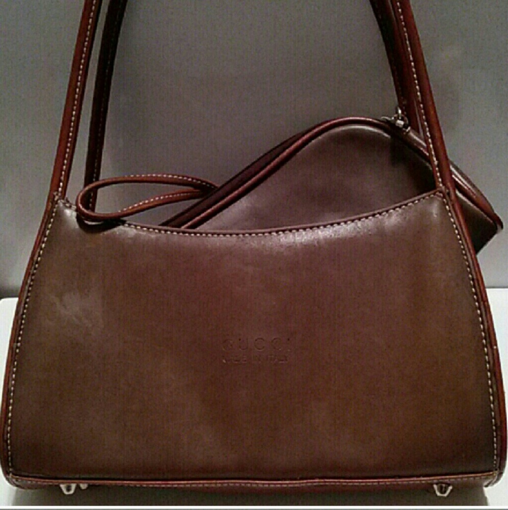 GUCCI w/matching clutch