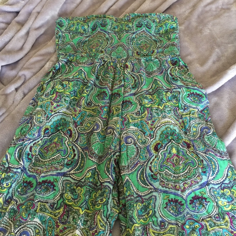 American eagle (aerie) jumper with pockets!!!!