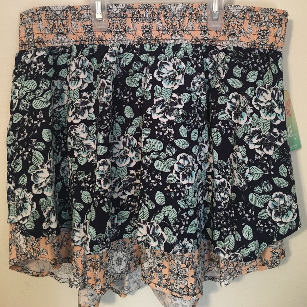 Floral patterned skirt