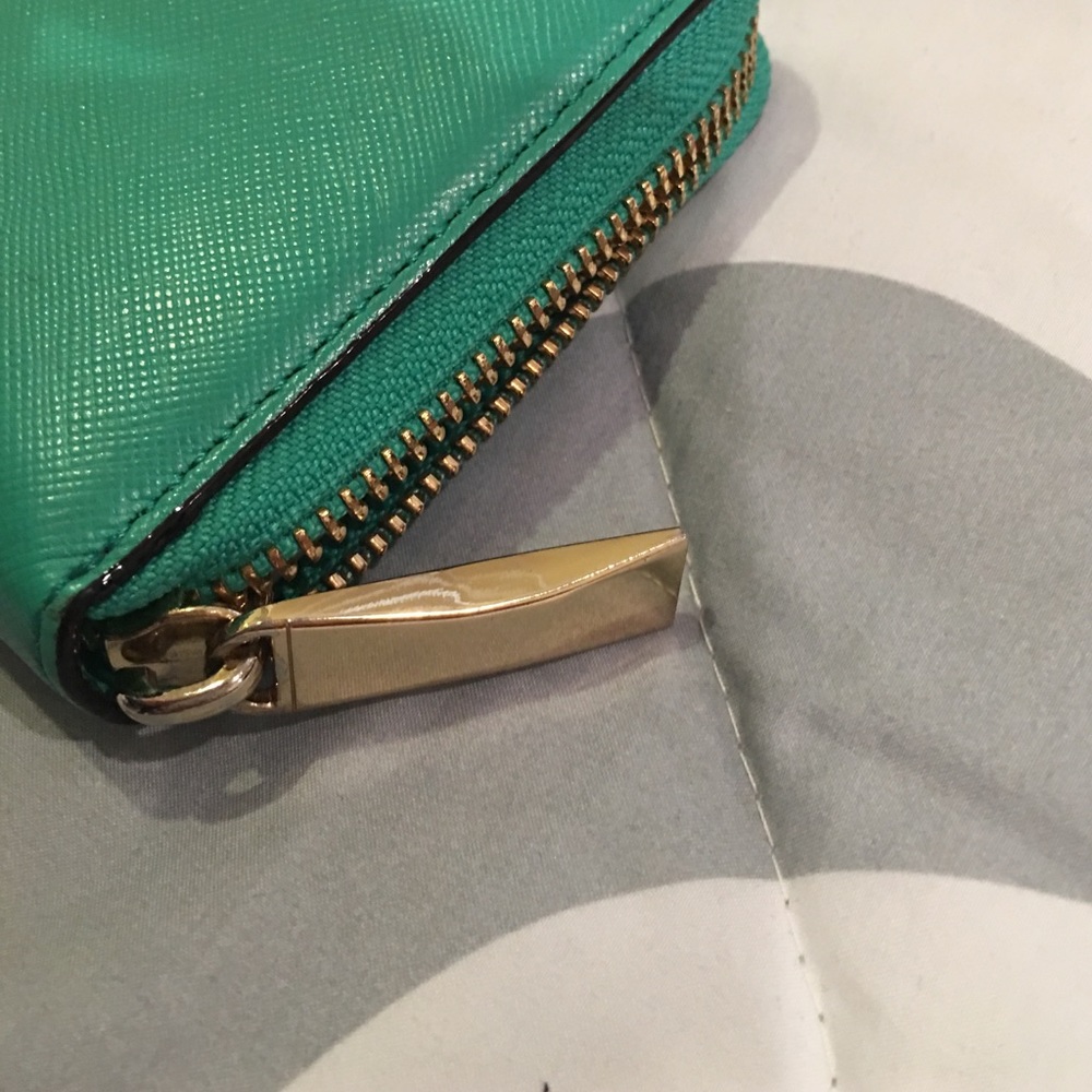 Turquoise/teal Kate spade Zip wallet - Picture 3 of 4