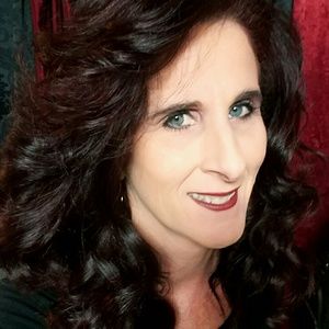 Meet your Posher, Veronica