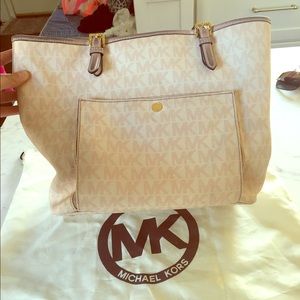 Michael Kors Tote
