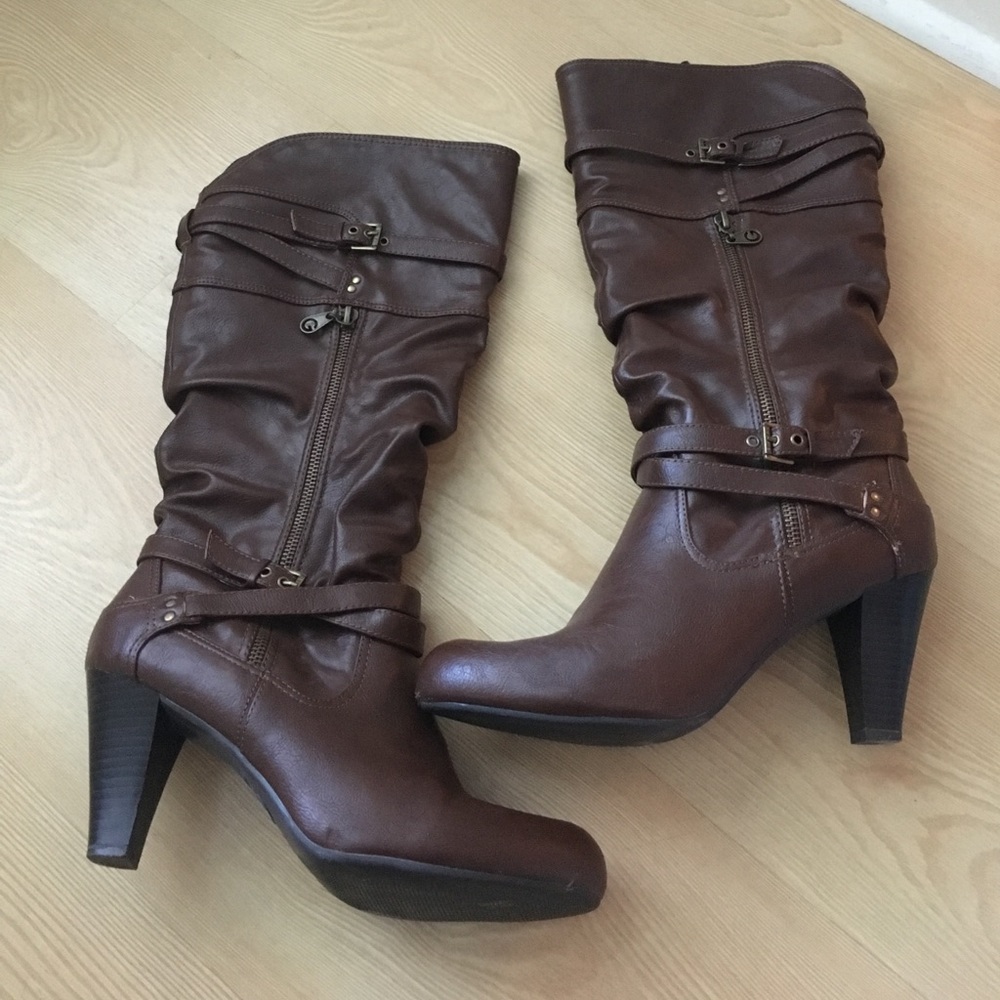 GUESS chocolate brown tall boots! Wider Calf