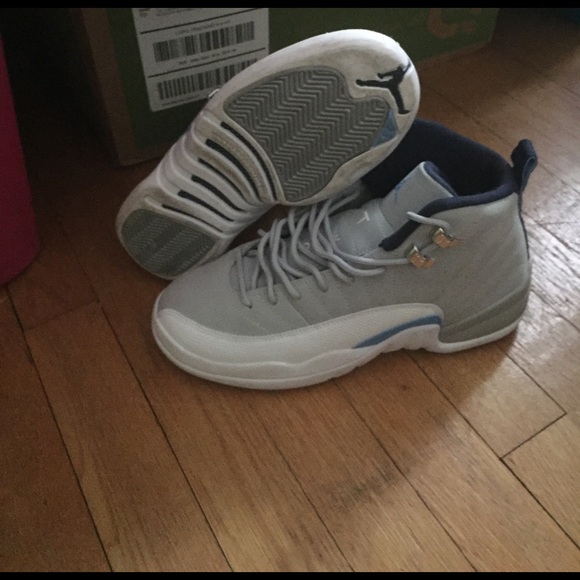Jordan 12 Unc size 6.5y - Picture 4 of 4