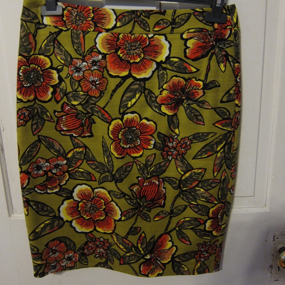 New LOFT pencil skirt 8