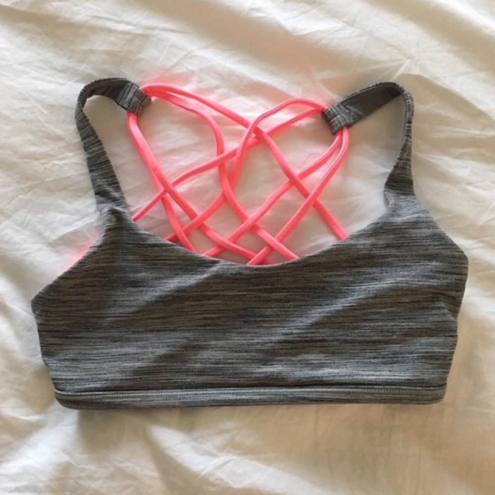 Lululemon sports bra