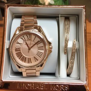 👑Michael Kors rosegold Watch&bracelet set