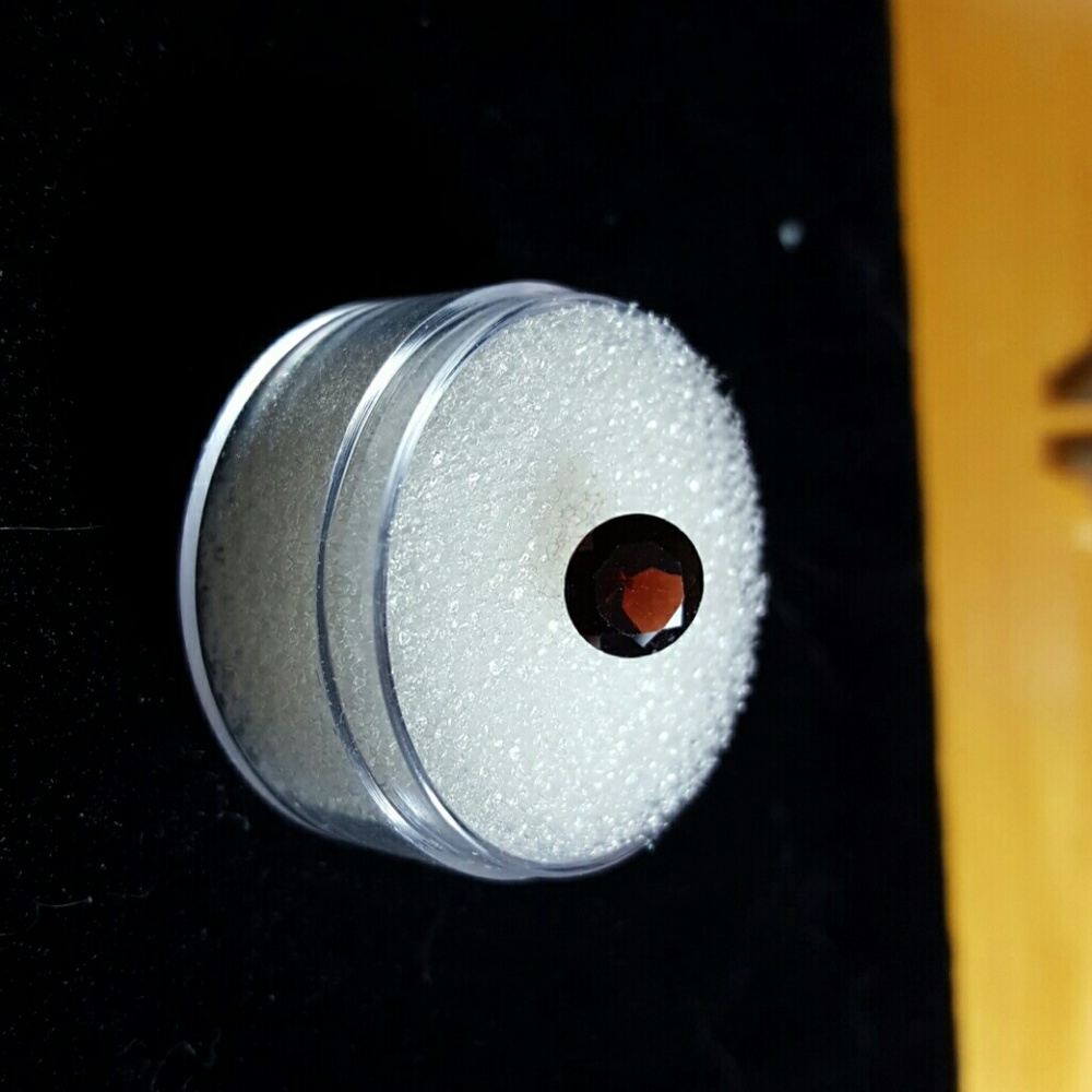 Natural Round Cut Rhodolite Garnet