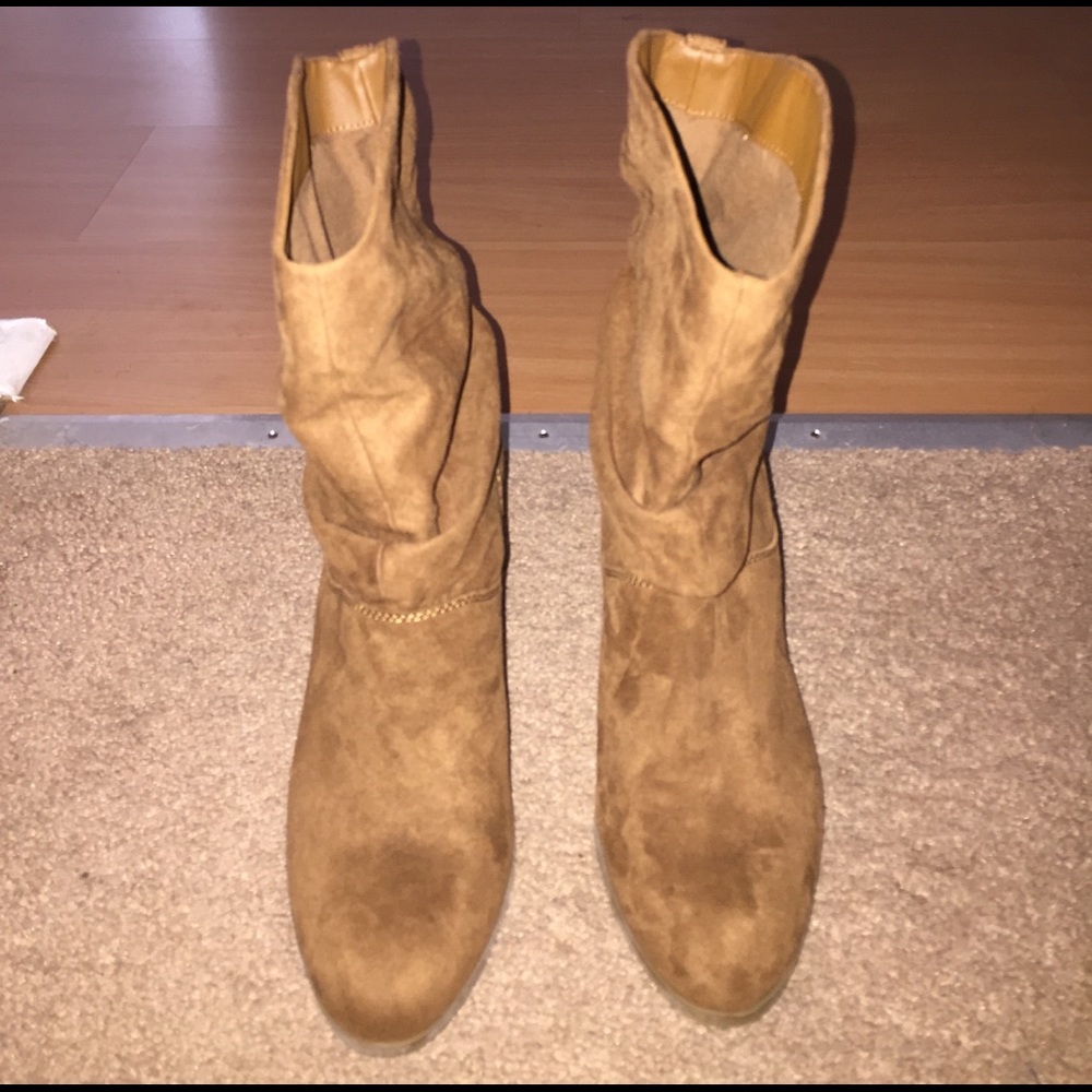 Indigo Suede boot